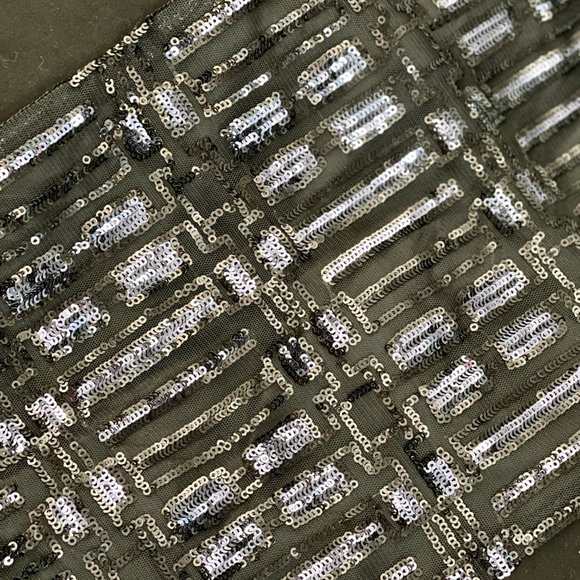 Party skirt, Pencil Black Sequence Skirt SZ 6, Christmas Party Skirt, new year - Picture 8 of 16